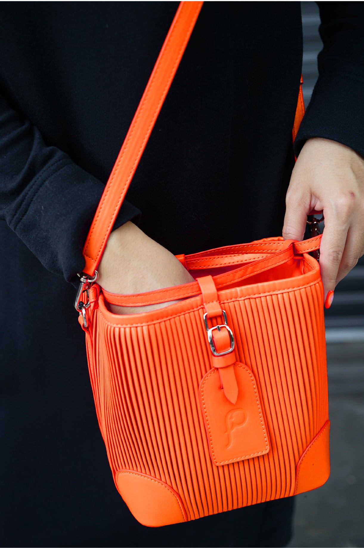 ELEPH BUCKET BAG - M : Orange – Eleph Lifestyle
