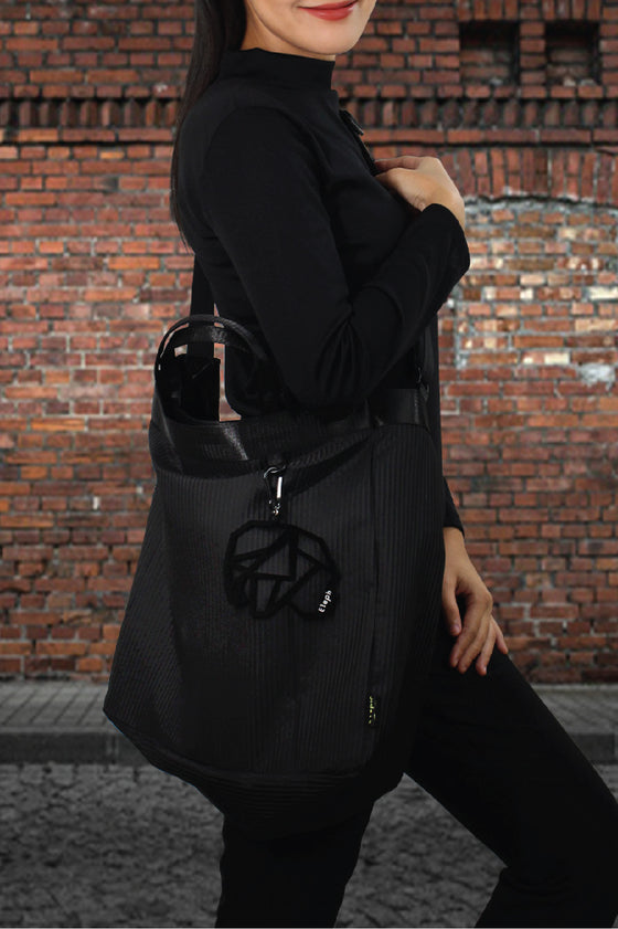 ELEPH WORKING BAG PLEAT - L  : Black